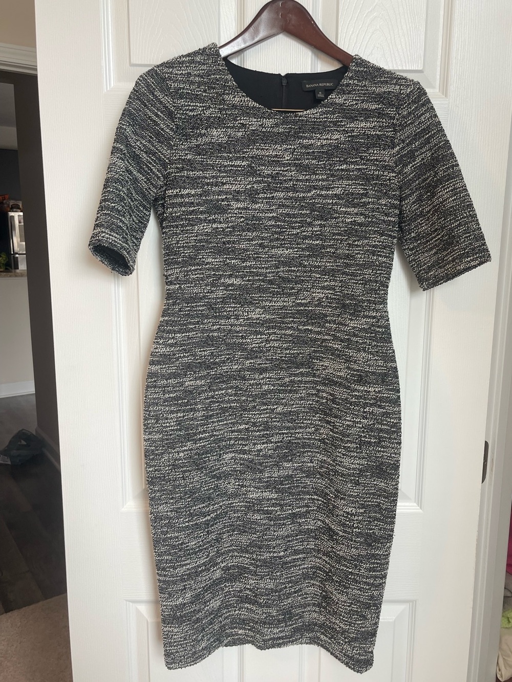Banana Republic Black and White Textured Sheath Dress